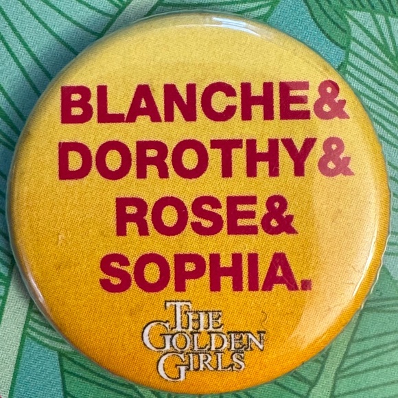 The Golden Girls Set Of 4 Pin Back Buttons - Brand New! - Picture 5 of 6